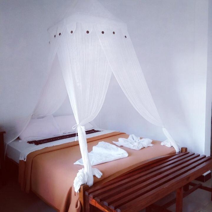 Bintang By Tobias Lodge Cafe & Restaurant Kelimutu Ngoại thất bức ảnh
