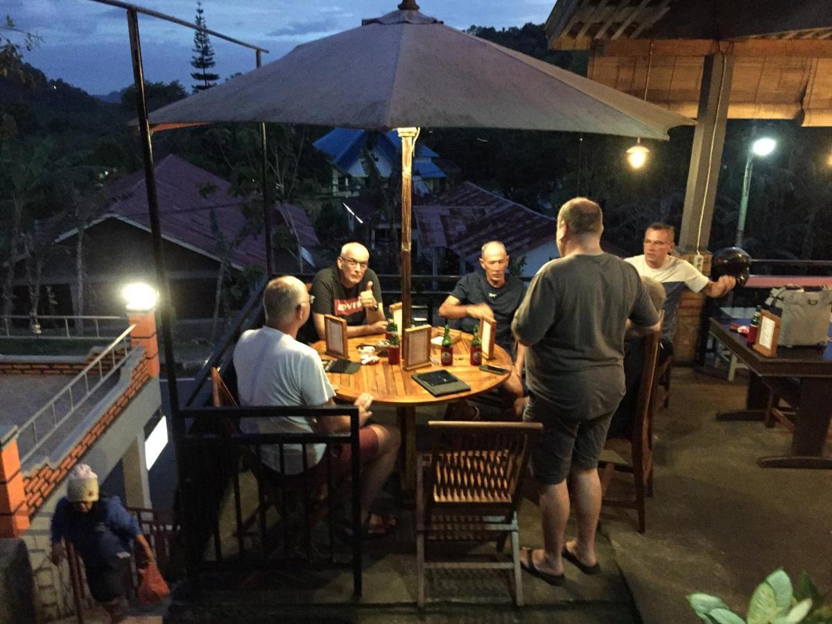 Bintang By Tobias Lodge Cafe & Restaurant Kelimutu Ngoại thất bức ảnh