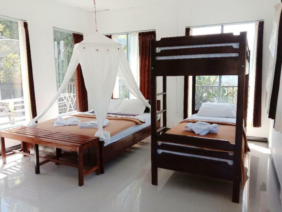 Bintang By Tobias Lodge Cafe & Restaurant Kelimutu Ngoại thất bức ảnh